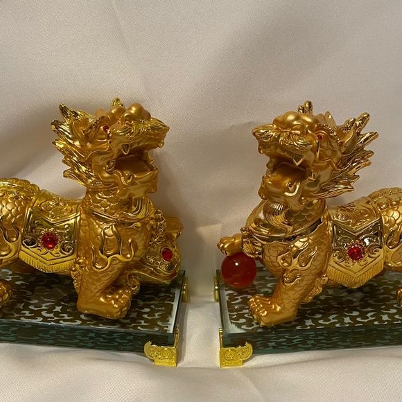 Pair of Imperial Guardian Gold Chi Lin/kei Loon/qi Li statue 6.5”H